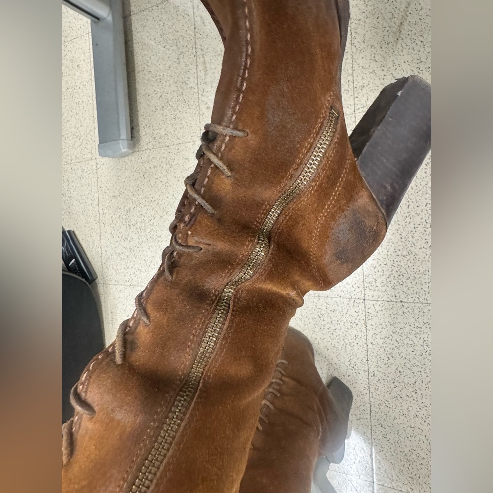 Frye Women’s Parker Brown Lace-Up Knee-High Moc Boots - Picture 13 of 16